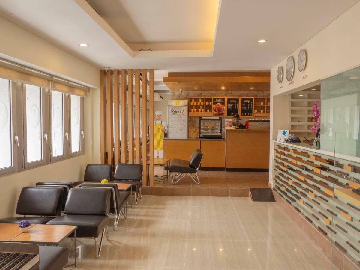 D'Primahotel Airport Jakarta Terminal 1A Tangerang Extérieur photo