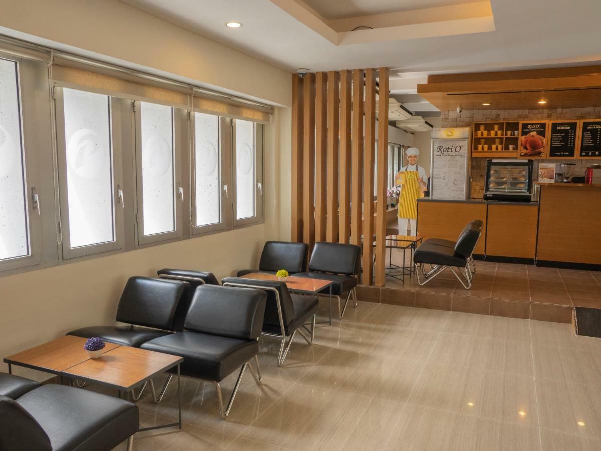 D'Primahotel Airport Jakarta Terminal 1A Tangerang Extérieur photo